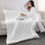 flame-retardant-winter-hotel-down-comforter_main